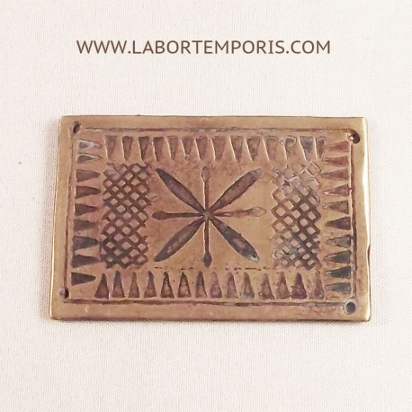roman belt fitting