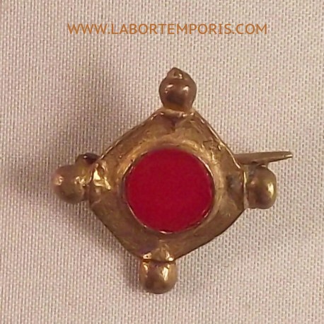 Roman brooch