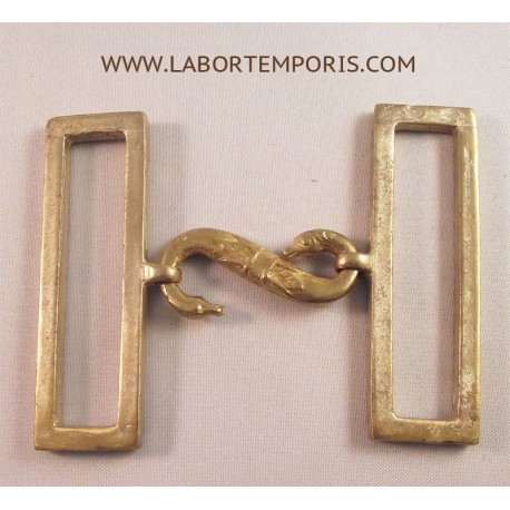 french officier buckle