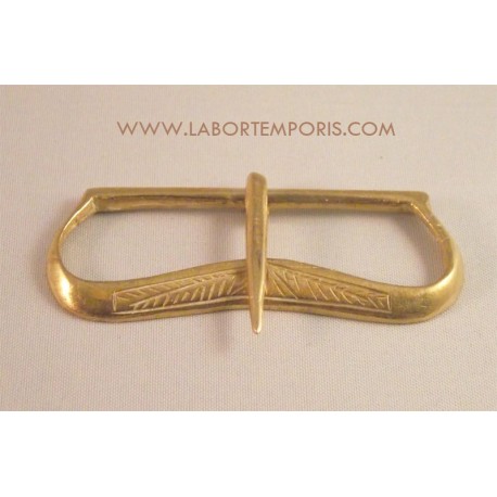 fibbia medievale per donna